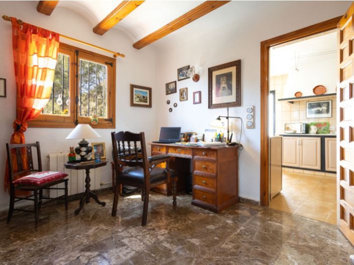 Image No.14-4 Bed Villa for sale