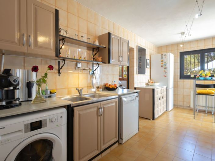 Image No.22-4 Bed Villa for sale