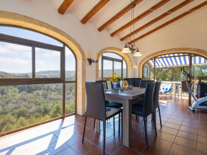 Image No.10-4 Bed Villa for sale