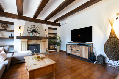 propertyattachment1vjbyb4ice20250415101947
