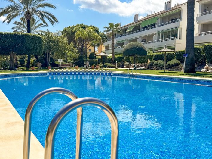 Image No.1-2 Bed Apartment for sale