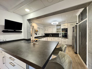 propertyattachment157m6ugplw20250425032048