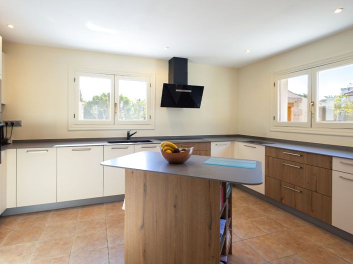 Image No.11-5 Bed Villa for sale