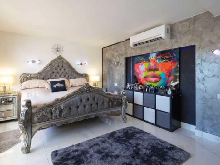 Image No.15-6 Bed Villa for sale