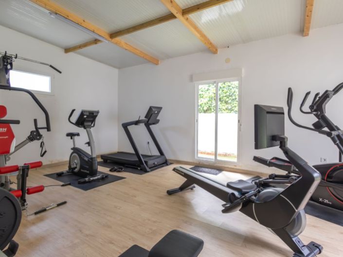 Image No.27-6 Bed Villa for sale