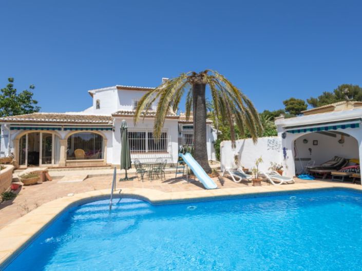 Image No.1-3 Bed Villa for sale
