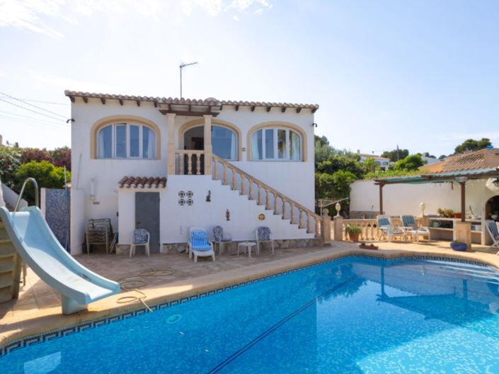 Image No.1-4 Bed Villa for sale