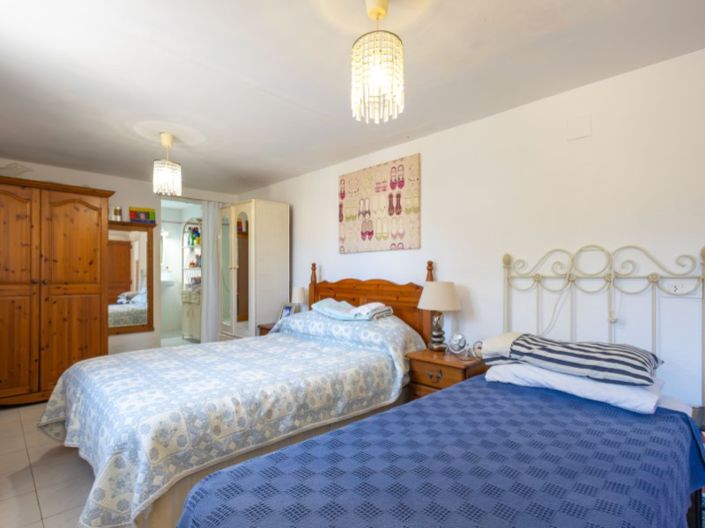 Image No.16-4 Bed Villa for sale