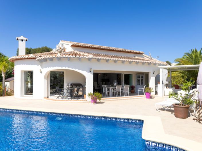 Image No.1-3 Bed Villa for sale