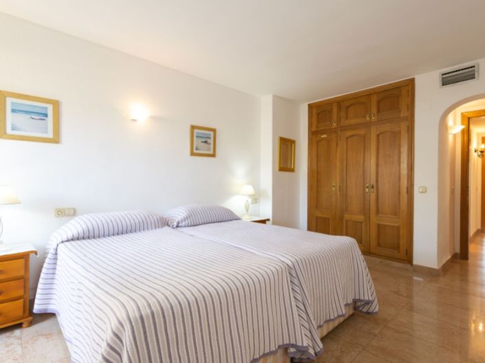 Image No.25-2 Bed Apartment for sale