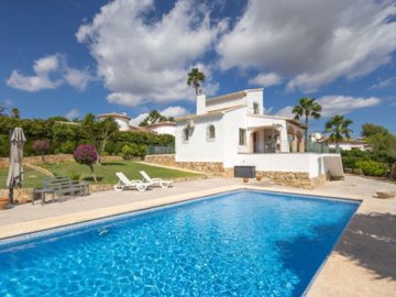 4 Bed Villa for sale