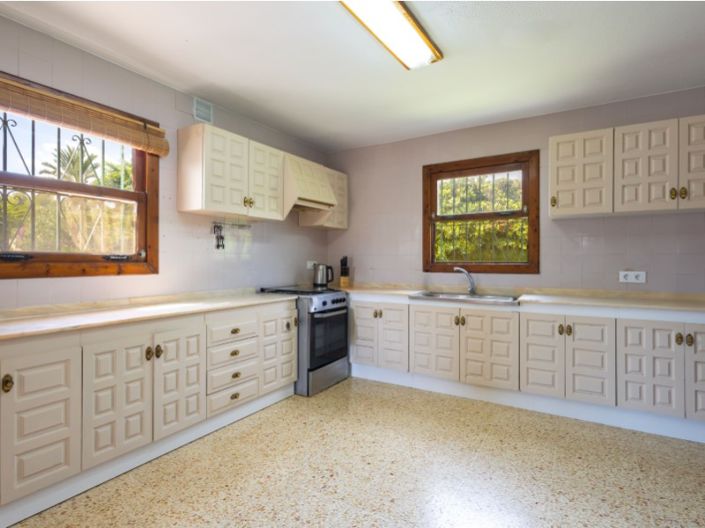 Image No.12-4 Bed Villa for sale