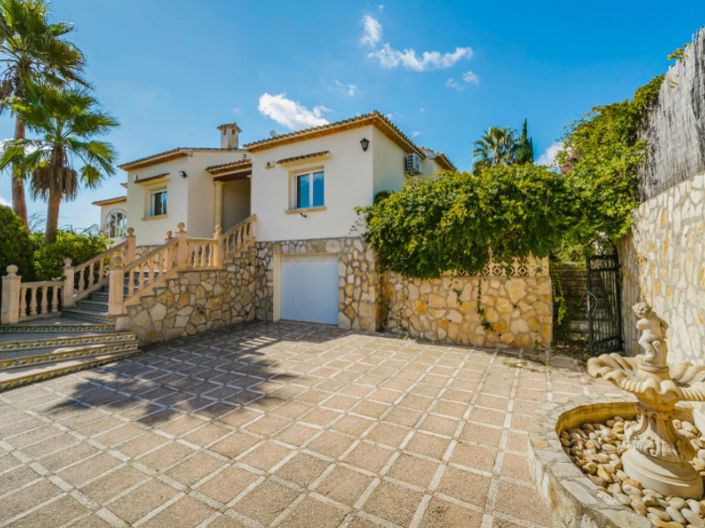 Image No.26-3 Bed Villa for sale