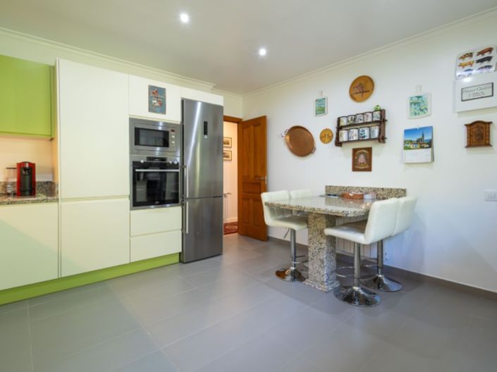 Image No.14-2 Bed Villa for sale