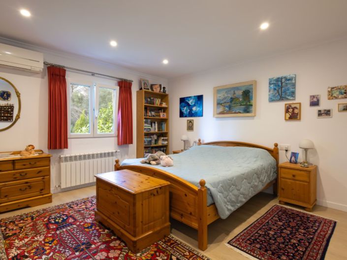 Image No.17-2 Bed Villa for sale