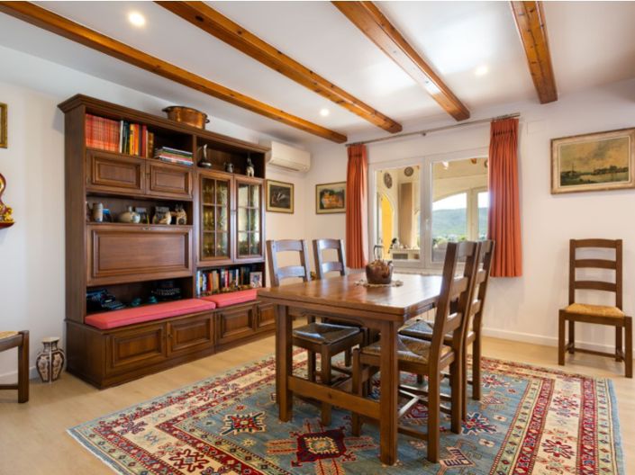 Image No.8-2 Bed Villa for sale