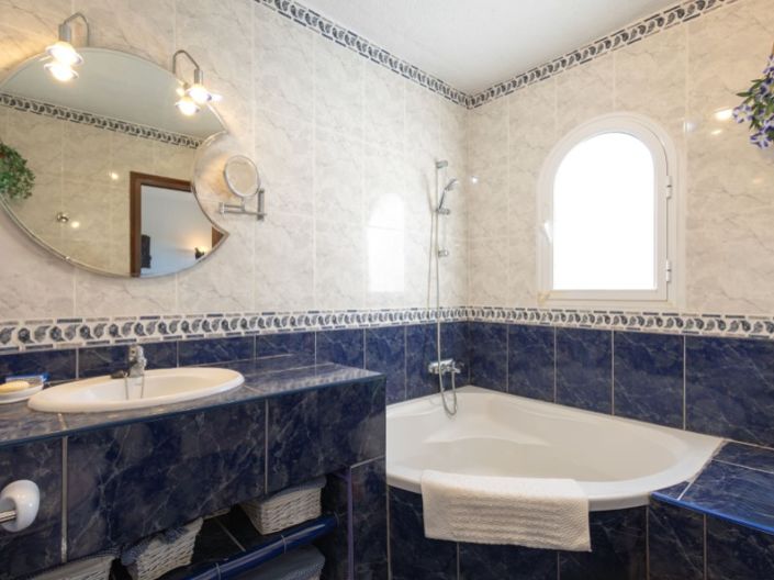 Image No.17-3 Bed Villa for sale