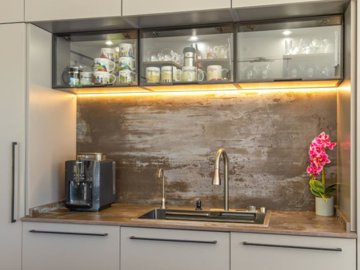 id5d88b901-0000-0500-0000-000017ede8d0