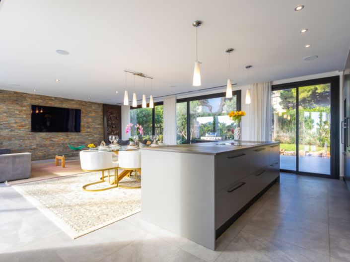 Image No.2-Villa de 4 chambres à vendre à Javea