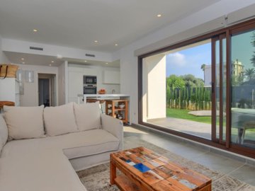 id8528bc01-0000-0500-0000-000018266f54