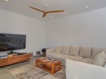 id8528bc01-0000-0500-0000-000018266f55