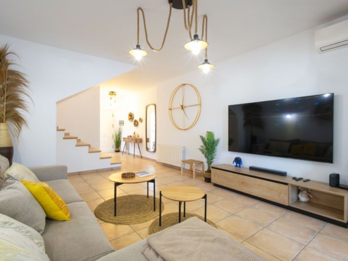 Image No.15-2 Bed House for sale