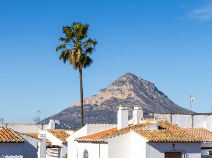 Image No.28-2 Bed House for sale