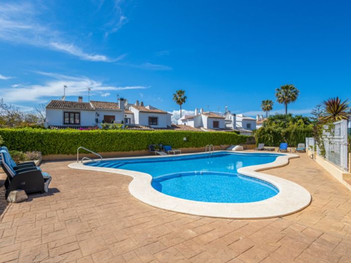 Image No.39-2 Bed House for sale