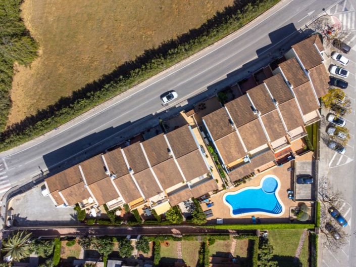 Image No.42-2 Bed House for sale