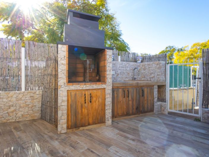 Image No.7-2 Bed House for sale