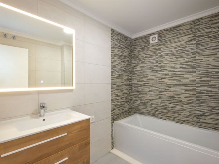 Image No.22-3 Bed Apartment for sale