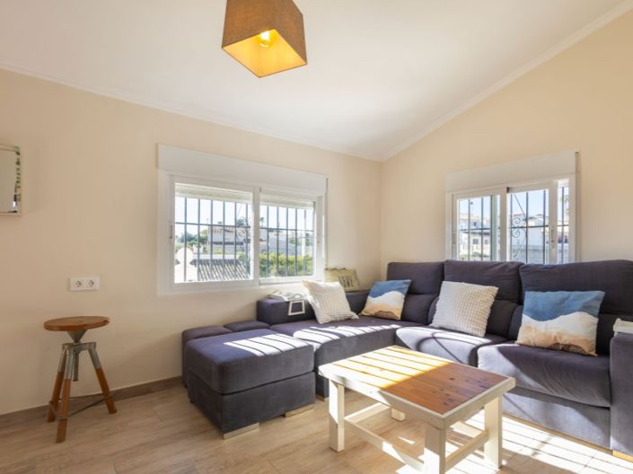 Image No.5-4 Bed Villa for sale