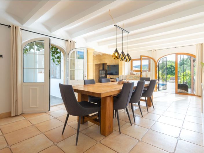 Image No.12-4 Bed Villa for sale