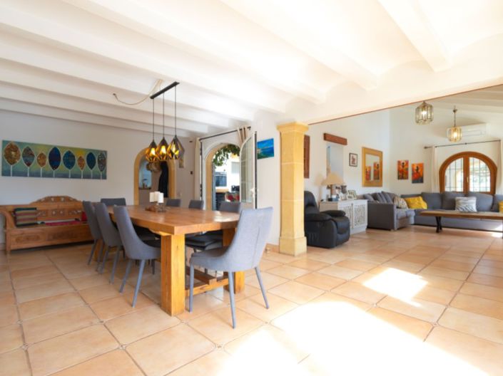 Image No.13-4 Bed Villa for sale