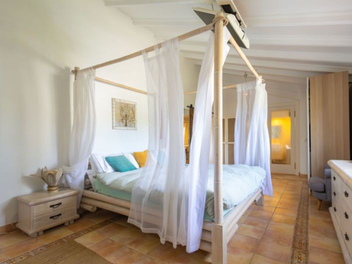 Image No.25-4 Bed Villa for sale