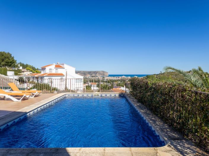 Image No.35-4 Bed Villa for sale