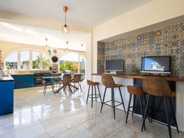 id27b5c201-0000-0500-0000-000018a872da