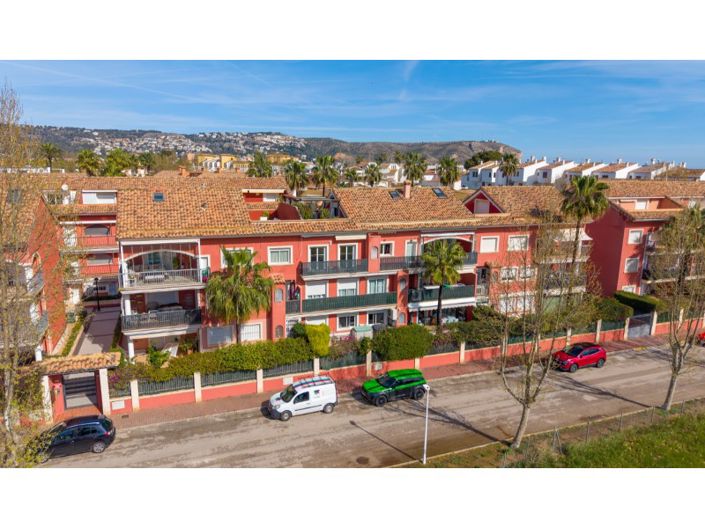 Image No.44-4 Bed Apartment for sale