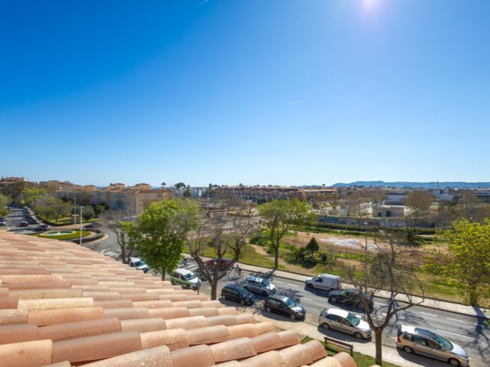 Image No.24-2 Bed Apartment for sale