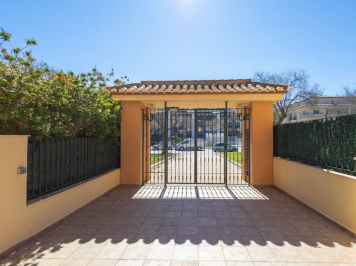 Image No.32-2 Bed Apartment for sale