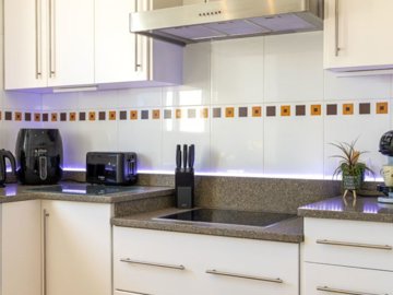 id083dc401-0000-0500-0000-000018c7e398