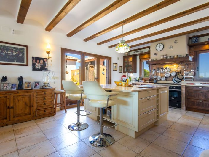 Image No.11-5 Bed Villa for sale