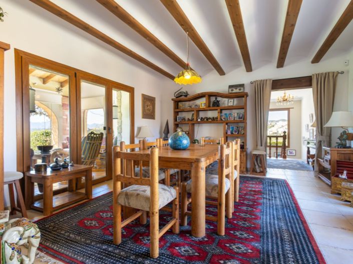 Image No.20-5 Bed Villa for sale