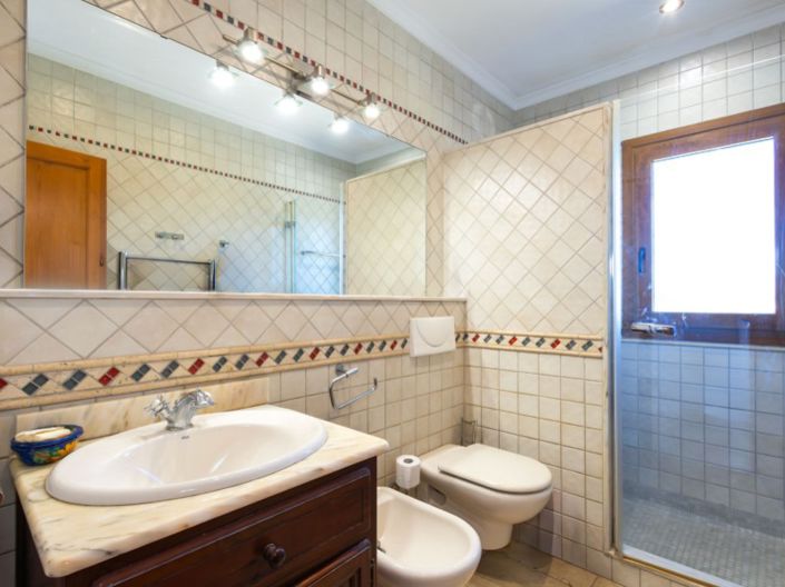 Image No.27-5 Bed Villa for sale