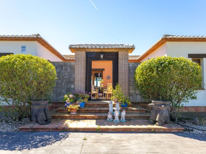 Image No.53-5 Bed Villa for sale