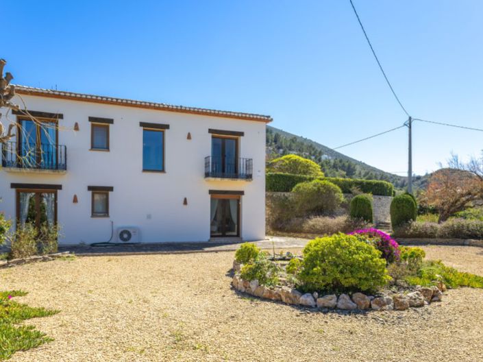 Image No.57-5 Bed Villa for sale