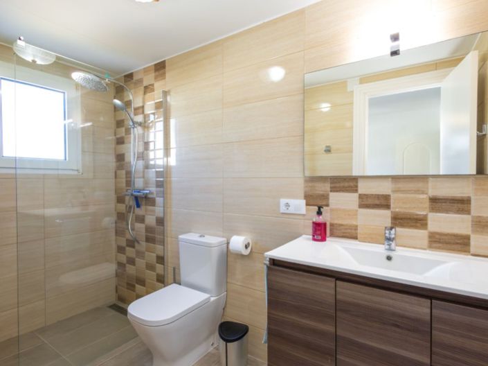 Image No.24-4 Bed Villa for sale