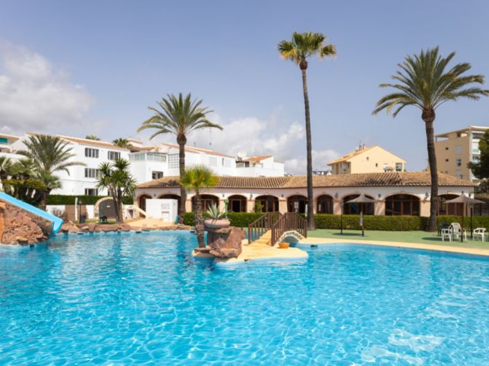 Image No.28-3 Bed House for sale