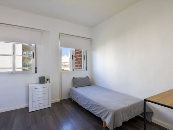 Image No.13-3 Bed Apartment for sale