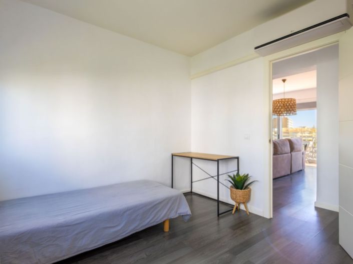 Image No.15-3 Bed Apartment for sale